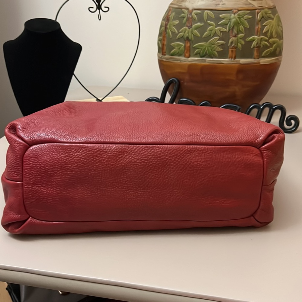 TORY BURCH LEATHER BOMBE SLOUCH XL BAG.. NWOT - Picture 6 of 12